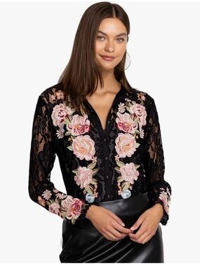NWOT Johnny Was Black Lace Top with Pink Rose Embroidery Sz L